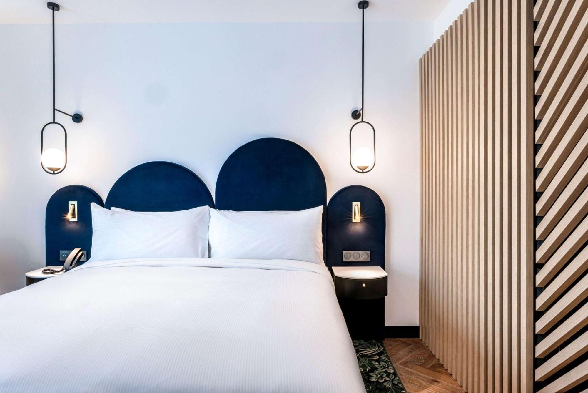 Doubletree By Hilton Centre Iconic 4* Nizza